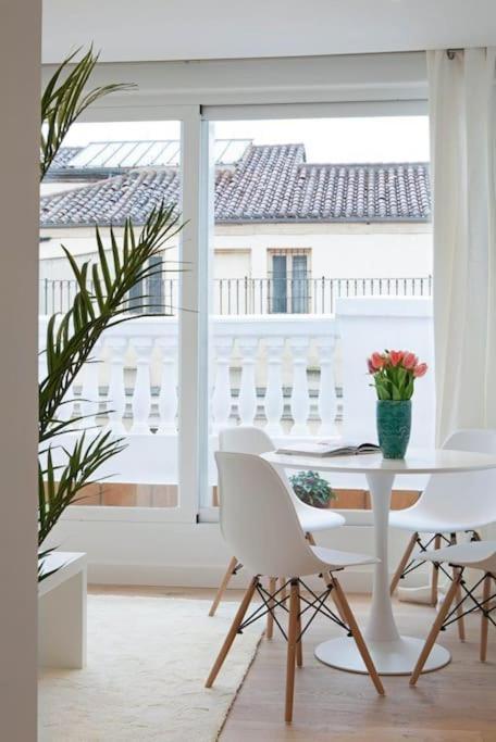 Luminoso Apartamento Con Terraza En Sol Apartman Madrid Kültér fotó