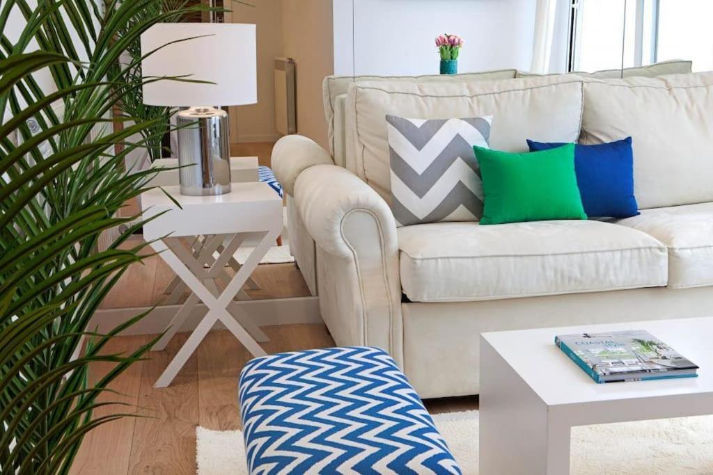 Luminoso Apartamento Con Terraza En Sol Apartman Madrid Kültér fotó